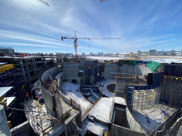 Группа «ВИС» возобновила монолитные работы на строительстве Арктического центра в Якутске 